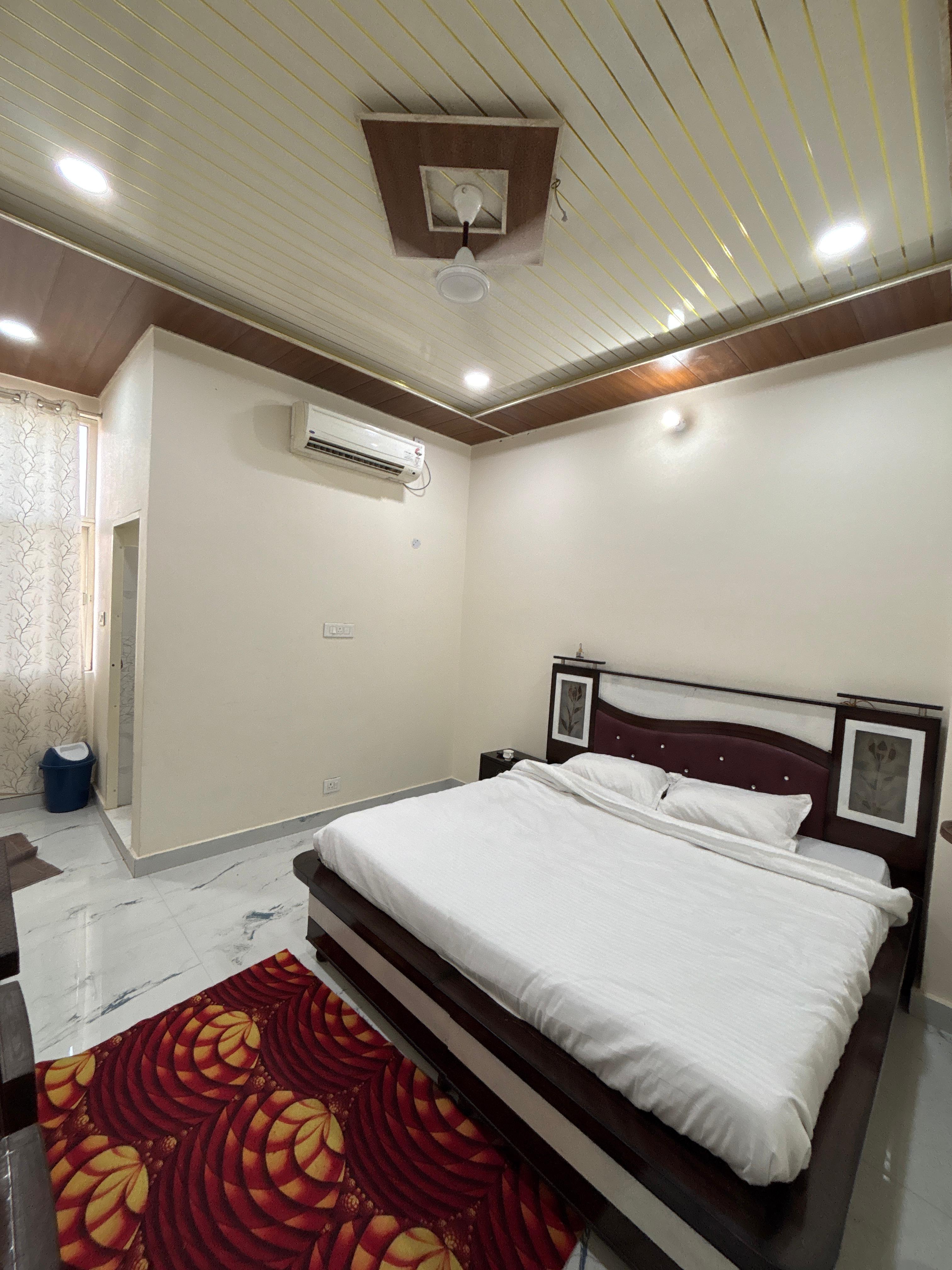 Clean double bedroom at Vandan Homestay